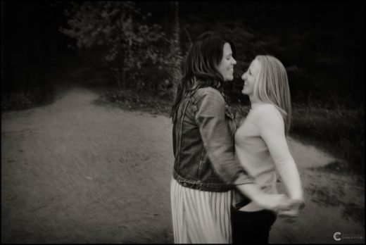 Engagement Pictures in Saratoga
